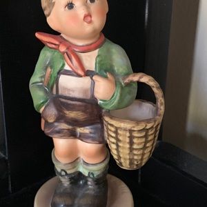 Vintage Goebel Hummel Village Boy With Basket 5”